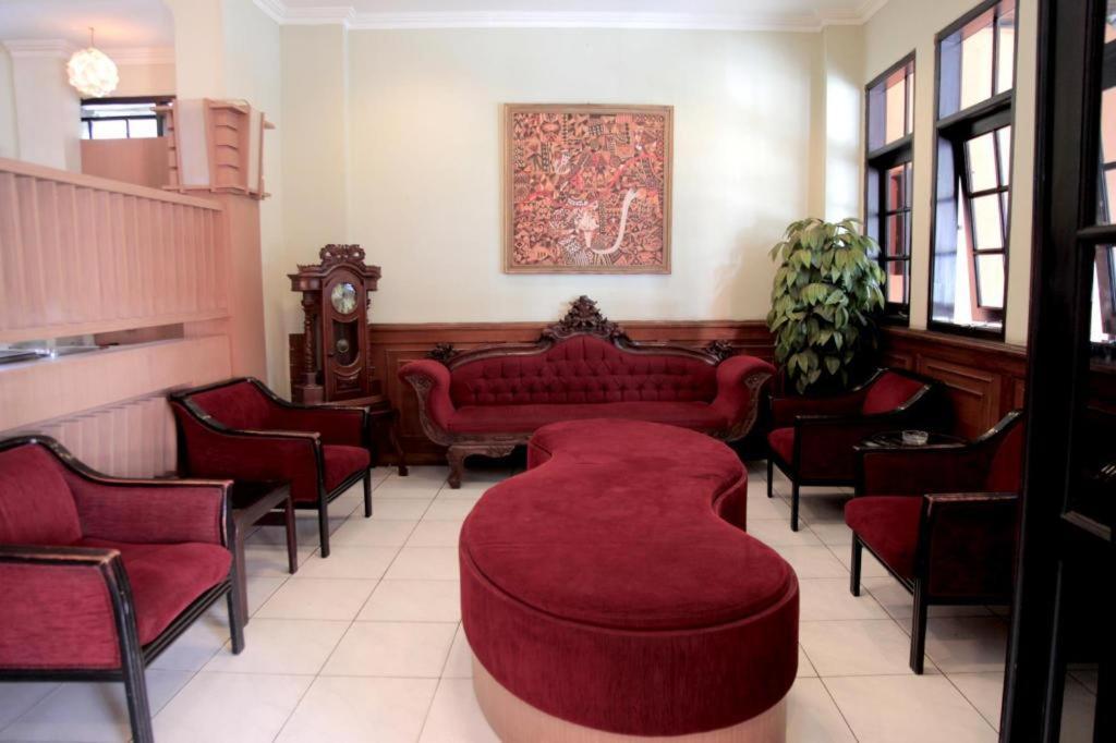 Cihampelas 1 Hotel