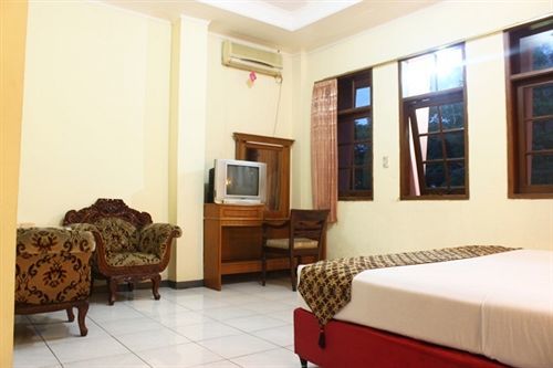 Cihampelas 1 Hotel 2*